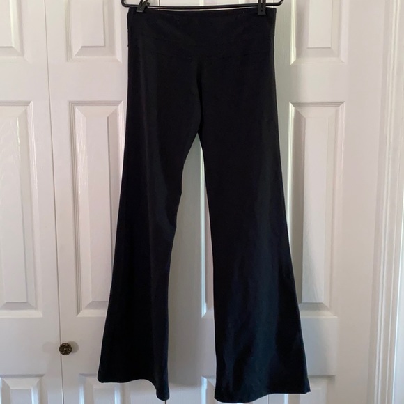 LULULEMON WIDE LEG REVERSIBLE PANTS SIZE 8 TALLπ€©